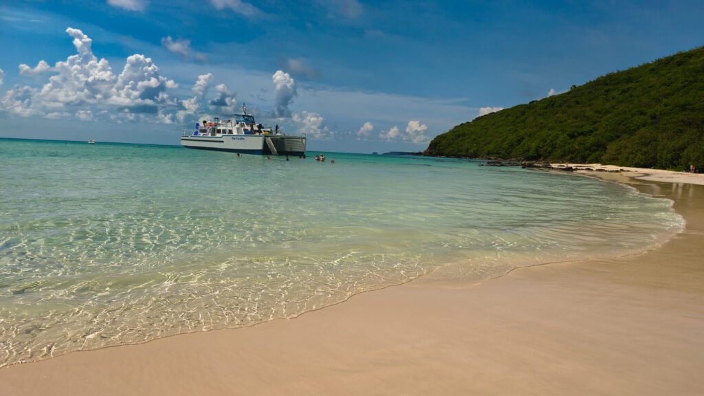 Culebra Snorkeling and Beach Tour